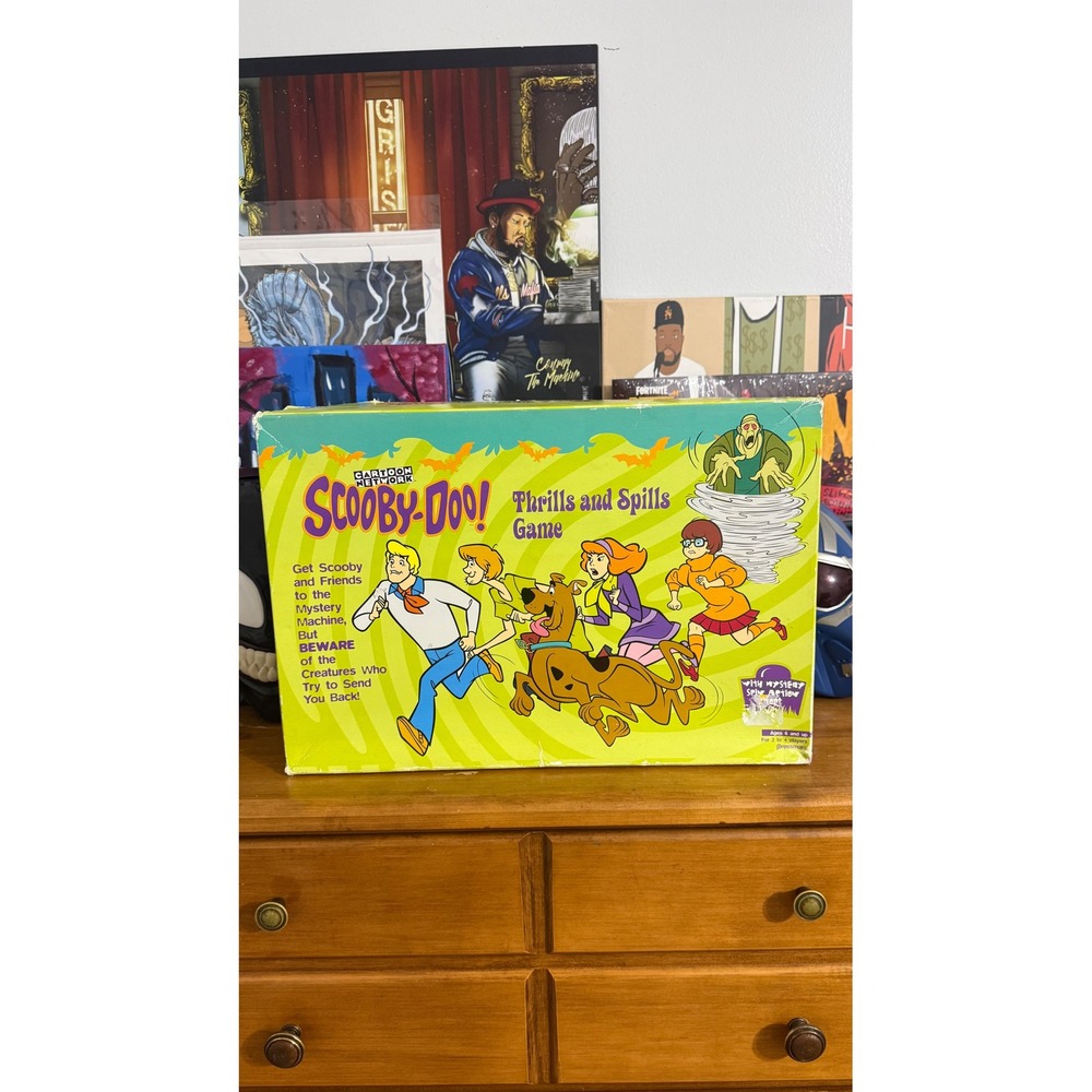 Scooby-Doo Thrills and Spills Game Pressman Cartoon Network Board Game 4005